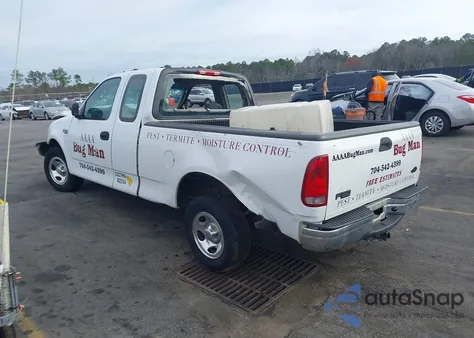 2003 Ford F150 z USA, uszkodzony, nr VIN 1FTRX17213NA67925